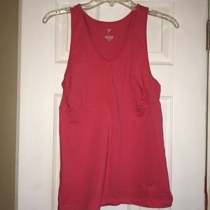 3/$15 Old Navy Workout Tank 🏋🏻‍♀️